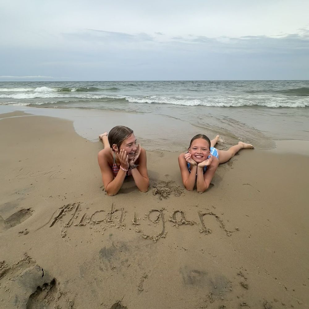 Oval Beach - Beaches Near Me - Saugatuck, Michigan