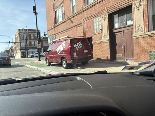 Tom's Plumbing Inc Logo