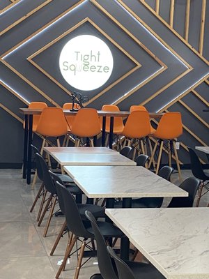 Tight Squeeze Juice Bar by null