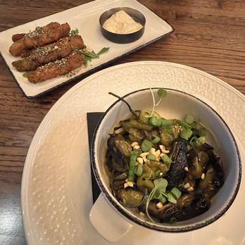 The Pinery - Shishito peppers and zucchini fries - American Near Me - Orlando, Florida The Pinery - Shishito peppers and zucchini fries - American Near Me - Orlando, Florida