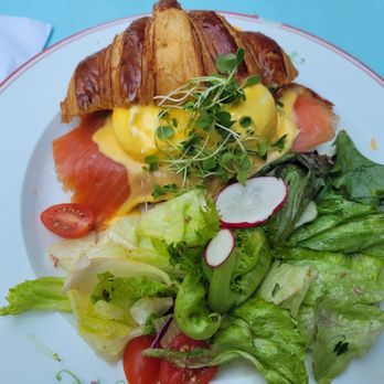 Cafe Landwer - Eggs croissant in croissant with smoked salmon was delicious! - Cafes Near Me - Toronto, Ontario Cafe Landwer - Eggs croissant in croissant with smoked salmon was delicious! - Cafes Near Me - Toronto, Ontario