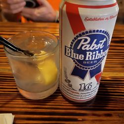 Rivertowne Public House - Drinks!
