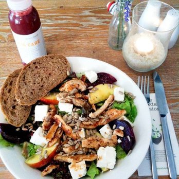 Dean & David - #deananddavid #heilbronn #salat #salad #curry #healthy #food #foodporn #yummie #smoothies #juices #sandwichs #wraps #handmade #fresh - Salad Near Me - Heilbronn, BW