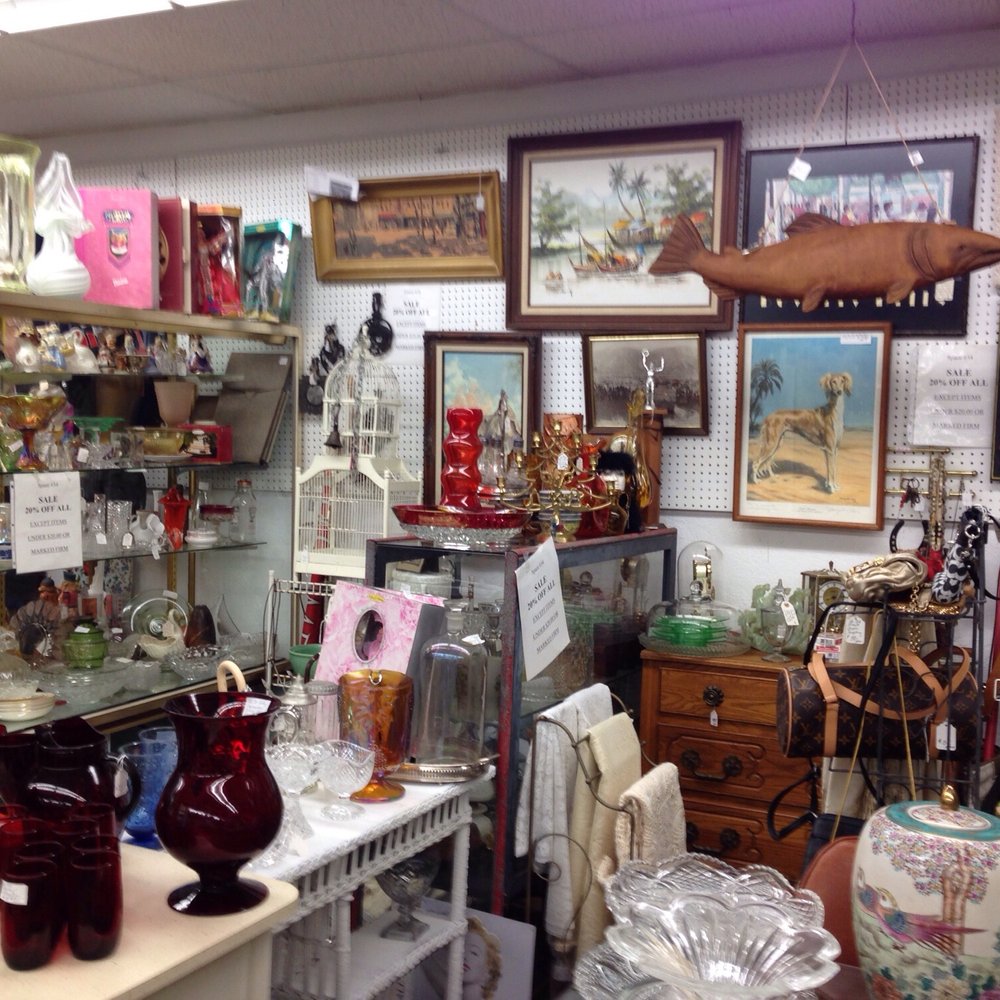 American Vintage - Large inventory - Used, Vintage & Consignment Near Me - Ventura, California American Vintage - Large inventory - Used, Vintage & Consignment Near Me - Ventura, California