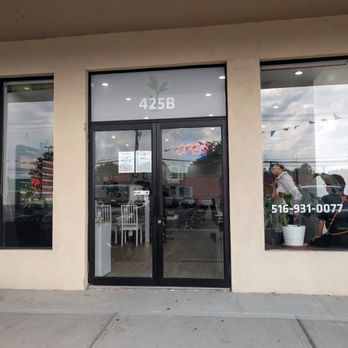 Chliney Nail and Spa - doors 425B - Nail Salons Near Me - Hicksville, New York