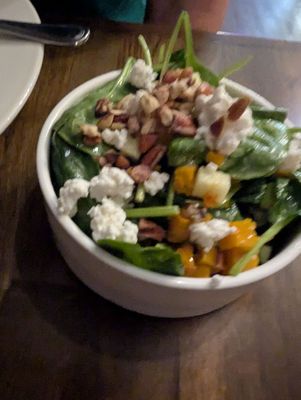 Cecil's Wine & Whiskey Bar - Restaurant by null