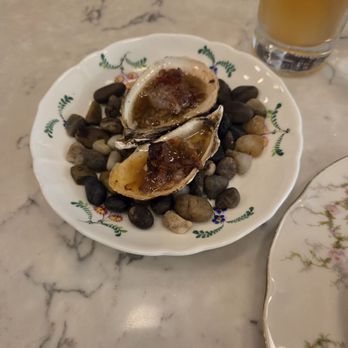 Lord's - Oysters - British Near Me - New York, New York