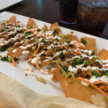 Dave & Buster's Ala Moana - Asian Chicken Won Ton Nachos - Arcades Near Me - Honolulu, Hawaii