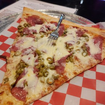 BROOKLYN HEIGHTS PIZZERIA - Updated December 2024 - 316 Photos