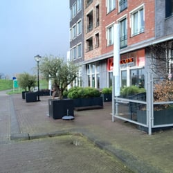 Werelds Aan De Kade
