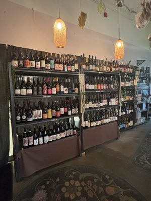Vinnie's Wine Shop & Cocktail Bar by null