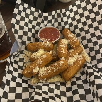 Briggs Taphouse - Mozzarella Sticks - Pizza Near Me - Olympia, Washington