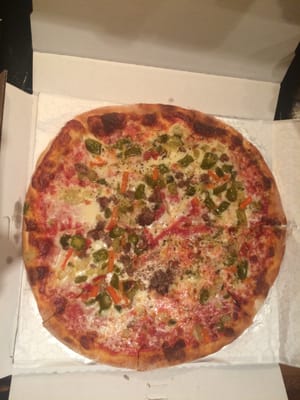 Paula & Monica's Pizzeria by null