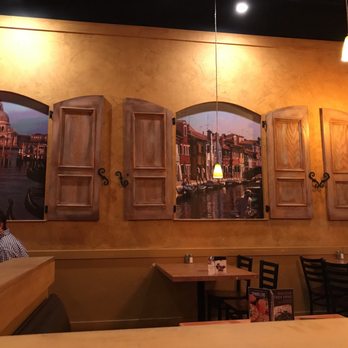Venice Kitchen - Scenery - Pizza Near Me - Memphis, Tennessee Venice Kitchen - Scenery - Pizza Near Me - Memphis, Tennessee