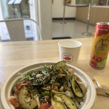 Poké House - Santa Barbara - Spicy tuna small bowl - Poke Near Me - Santa Barbara, California