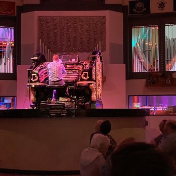 Organ Stop Pizza - Pizza Near Me - Mesa, Arizona
