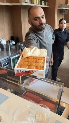 PARI PARI Handroll Bar by null