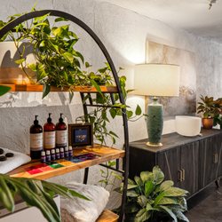 Body Alchemy - Inside the Body Alchemy  studio.