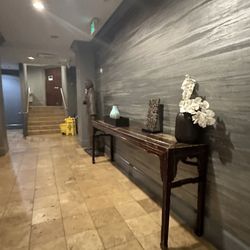 Silver Cloud Hotel - Seattle Broadway - Lobby