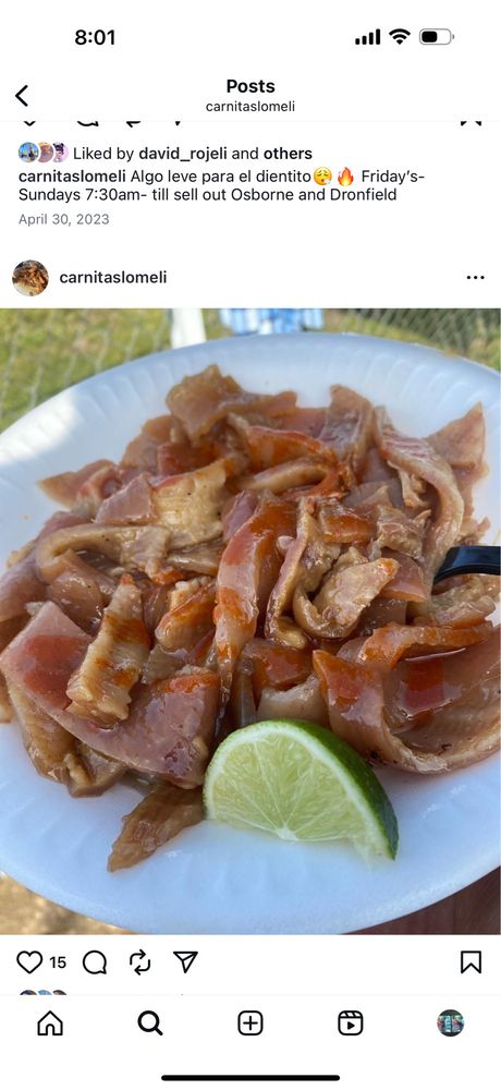 Lomeli’s Carnitas Logo