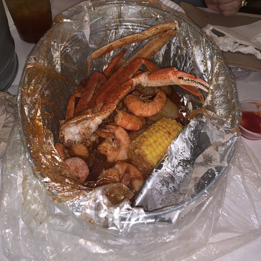 Sauce & Toss Convenience - One of the smaller buckets with .5 lbs of shrimp and .5 lbs of crab legs - Seafood Near Me - Richmond, Virginia