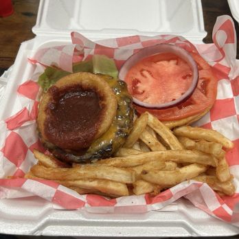 Bucketheads Beach Grill - New American Near Me - Virginia Beach, Virginia