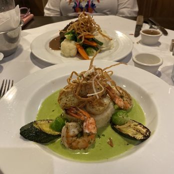 Elements Restaurant - 59. Fresh Scallops and Prawns - Vietnamese Near Me - San Jose, California Elements Restaurant - 59. Fresh Scallops and Prawns - Vietnamese Near Me - San Jose, California