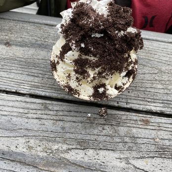 Powder - Cereal Snow with whip cream and Oreo sprinkles - Desserts Near Me - San Francisco, California Powder - Cereal Snow with whip cream and Oreo sprinkles - Desserts Near Me - San Francisco, California