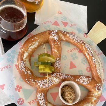 Talea Beer - Pretzel with mustard and pickles - Breweries Near Me - Brooklyn, New York