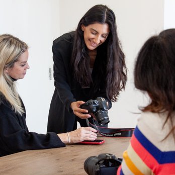 GTA Photography Classes - Our team work with you to build your skills, learn photography and have a good time! - Photography Classes Near Me - Toronto, Ontario