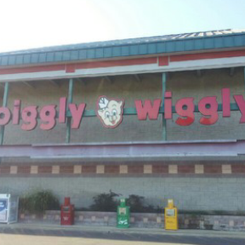 PIGGLY WIGGLY - CLOSED - Updated December 2025 - 118 Highway 12 W