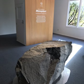 Real Journeys - Tours Near Me - Manapouri, STL
