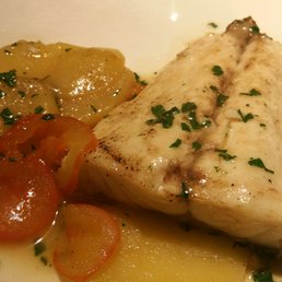 Can Pineda - grilled fish, grilled seafood, seafood, fish, food - Spanish Near Me - Barcelona, B