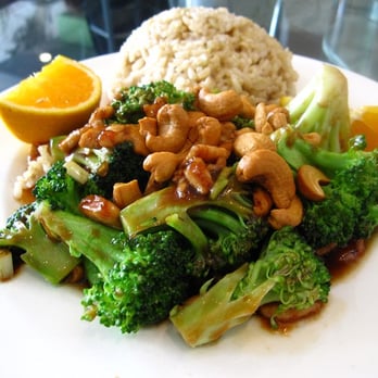 Eliza's - Cashew Chicken & Broccoli w/ Brown Rice - Chinese Near Me - San Francisco, California