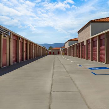 StorQuest Self Storage - Self Storage Near Me - La Quinta, California StorQuest Self Storage - Self Storage Near Me - La Quinta, California