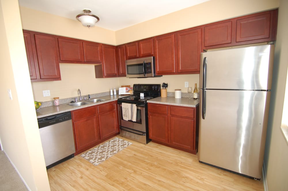 NORTHWOODS APARTMENTS Updated August 2024 19 Photos 816 Winding Brook E Dr, Indianapolis