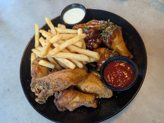 Midtown Social Restaurant & Bar by null