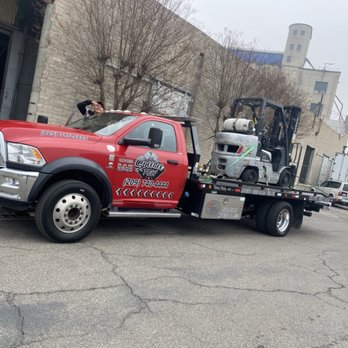 Speedee - Equipment moved - Towing Near Me - Modesto, California
