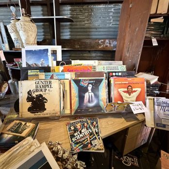 Stained Market Place - Thrift Stores Near Me - Tampa, Florida