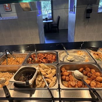 Madness Buffet - Asian Fusion Near Me - Pompano Beach, Florida
