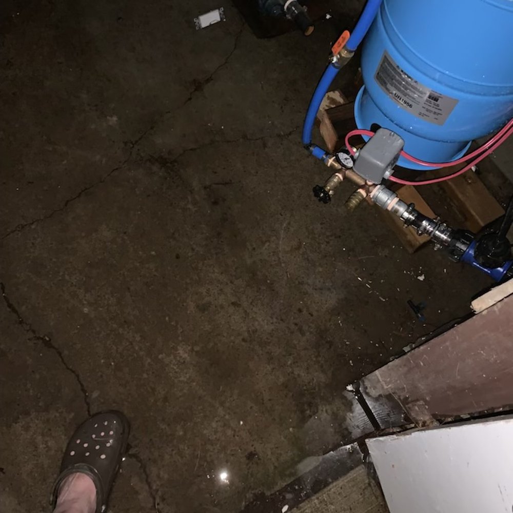 poly-b plumbing - Flooding in furnace room - Plumbing Near Me - Orillia, Ontario
