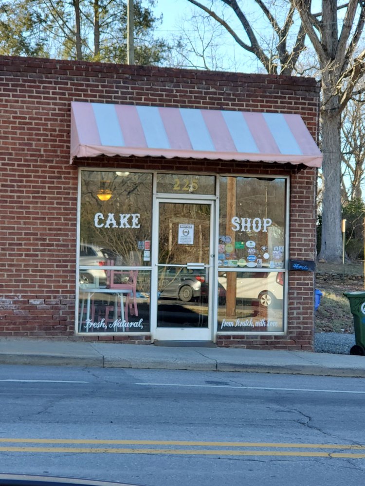 SHORT STREET CAKES 83 Photos & 121 Reviews 225 Haywood Rd