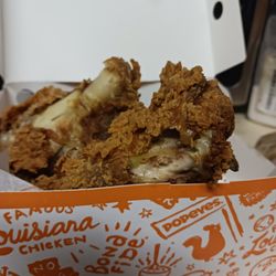 Popeyes Louisiana Kitchen - 4 piece meal from pop eyes in Monroeville