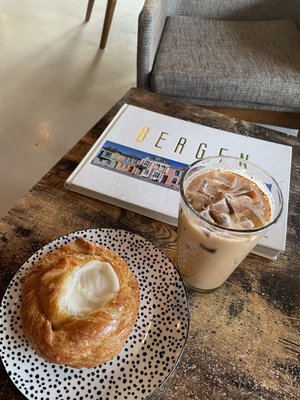 Roast & Brew by null