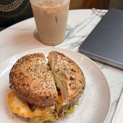 Ateaz Cafe