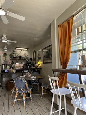 Little Lion Cafe by null