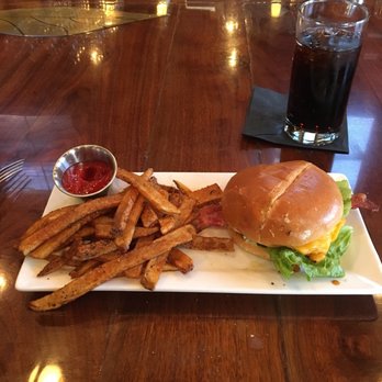 Golden Leaf Bistro - Grilled Chicken Sandwich - Bars Near Me - Danville, Virginia Golden Leaf Bistro - Grilled Chicken Sandwich - Bars Near Me - Danville, Virginia