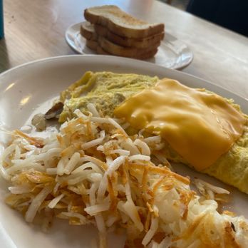 Scotty's Cafe - Diners Near Me - Vallejo, California