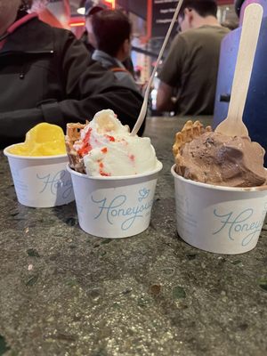 Honeysuckle Gelato Trilith by null