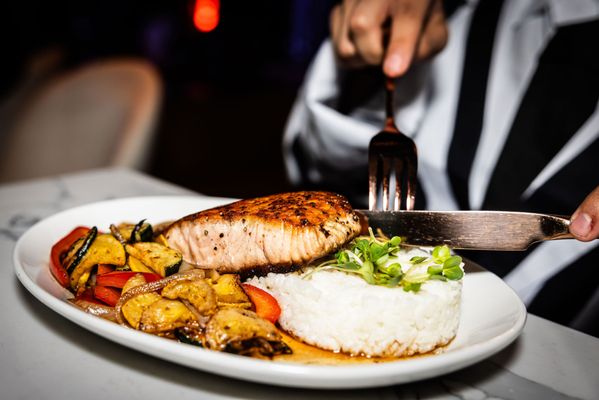 CAPS Supper Club & Bar by null